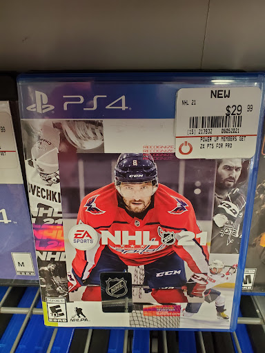 Video Game Store «GameStop», reviews and photos, 3980 Hollis St, Emeryville, CA 94608, USA