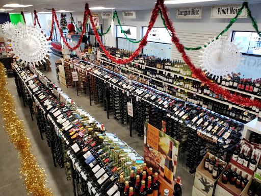 Liquor Store «Liquor Super Store Watertown», reviews and photos, 1432 Main St, Watertown, CT 06795, USA