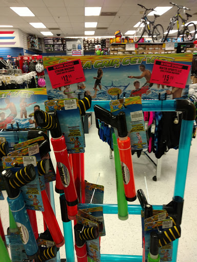 Sporting Goods Store «Big 5 Sporting Goods», reviews and photos, 3637 Elkhorn Blvd, North Highlands, CA 95660, USA