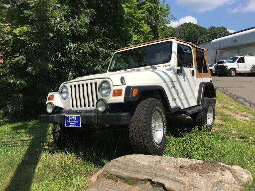 Car Dealer «J&M Automotive Sales and Service LLC», reviews and photos, 756 New Haven Rd, Naugatuck, CT 06770, USA