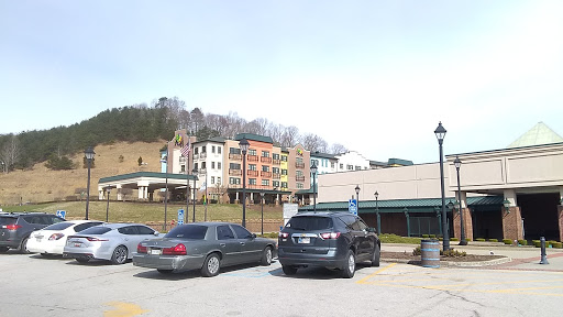Resort «Mardi Gras Casino & Resort», reviews and photos, Greyhound Dr, Cross Lanes, WV 25313, USA