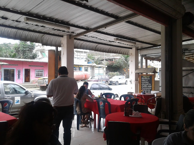 Opiniones de Noches De Parrilladas en Puerto Lopez - Restaurante