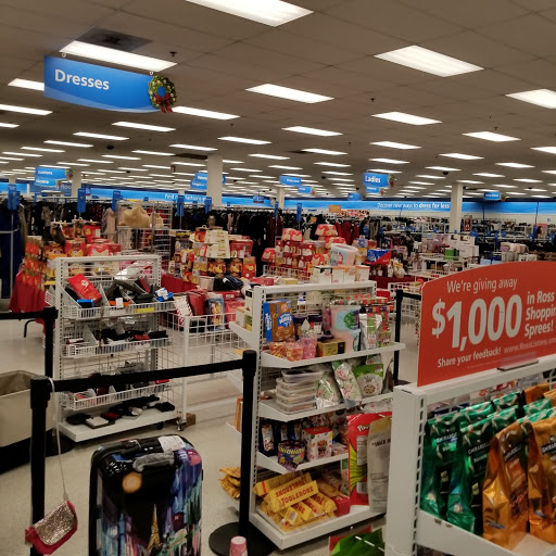 Clothing Store «Ross Dress for Less», reviews and photos, 2420 Chemical Rd, Plymouth Meeting, PA 19462, USA