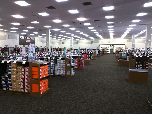 Shoe Store «Off Broadway Shoe Warehouse», reviews and photos, 2675 W Hillcrest Dr, Newbury Park, CA 91320, USA