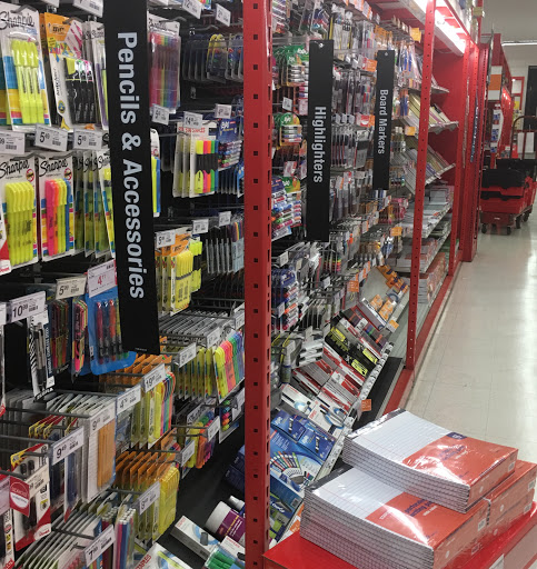 Office Supply Store «Staples», reviews and photos, 4210 Commercial Way, Spring Hill, FL 34606, USA