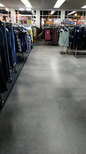 Outlet Mall «Tanger Outlet Westbrook», reviews and photos, 314 Flat Rock Pl, Westbrook, CT 06498, USA