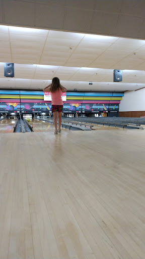 Bowling Alley «River Bend Bowling», reviews and photos, 1001 N Shiawassee St, Corunna, MI 48817, USA