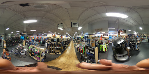 Bicycle Store «Sun & Ski», reviews and photos, 11170 N Central Expy #100, Dallas, TX 75243, USA