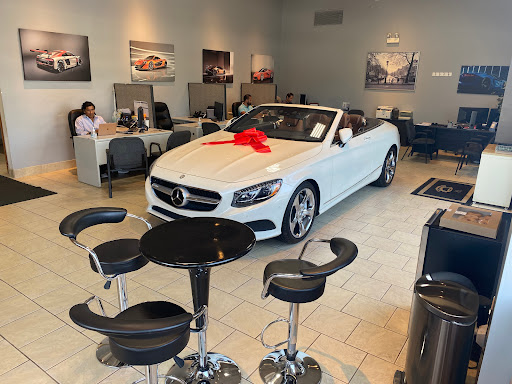 Used Car Dealer «STAR MOTOR SALES INC», reviews and photos, 1723 Ogden Ave, Downers Grove, IL 60515, USA