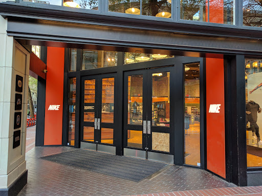 Clothing Store «Nike Portland», reviews and photos, 638 SW 5th Ave, Portland, OR 97201, USA