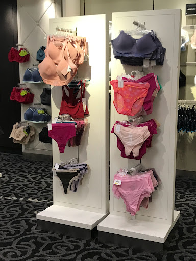 Department Store «Nordstrom», reviews and photos, 4937 Old Orchard Shopping Center, Skokie, IL 60077, USA