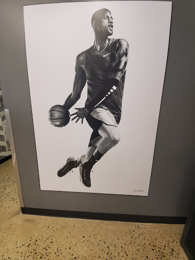 Clothing Store «Nike Factory Store», reviews and photos, 345 U.S. 1 Bypass #1, Kittery, ME 03904, USA