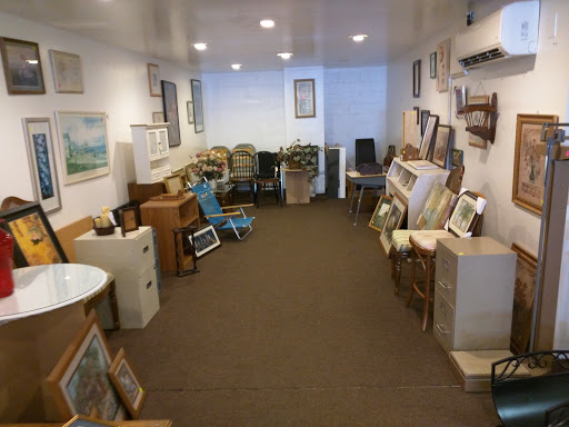 Thrift Store «Old & New Shop», reviews and photos, 440 E Bay Ave #4, Manahawkin, NJ 08050, USA