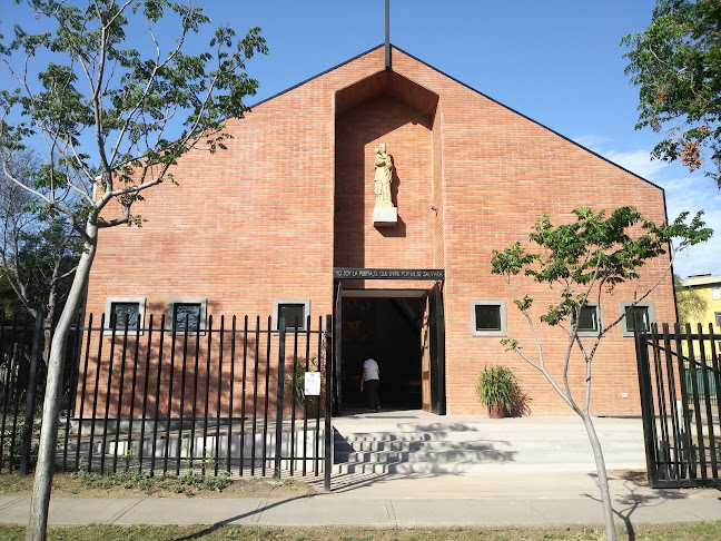 Opiniones de Capilla Santisima Trinidad en Ñuñoa - Iglesia