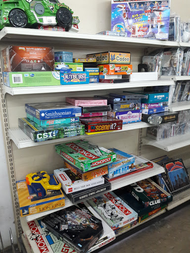 Thrift Store «Community Thrift Store», reviews and photos, 6015 Edgewater Dr, Orlando, FL 32810, USA