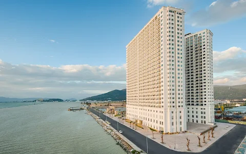 Wyndham Danang Golden Bay image