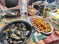 Moule du Restaurant de spécialités provençales La Pesquiere Et Le Mazagran à Saint-Tropez - n°1