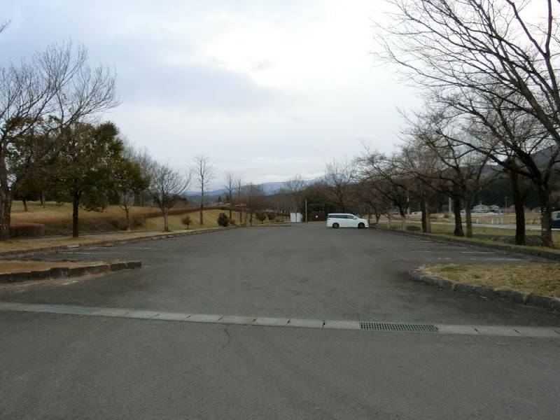 あづま総合運動公園 ミニ多目的運動広場側駐車場