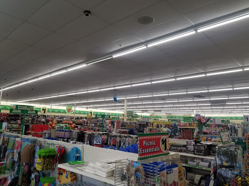 Pet Supply Store «PetSmart», reviews and photos, 637 Woodbury Glassboro Rd, Sewell, NJ 08080, USA