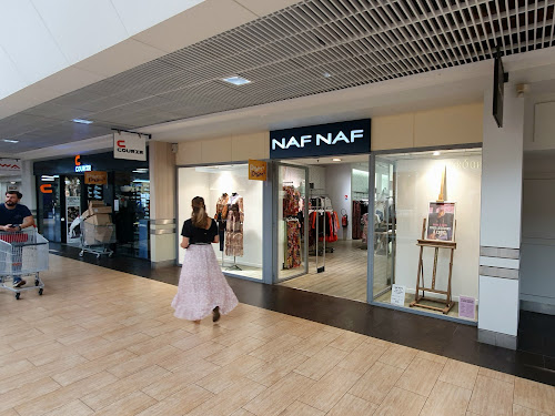 Magasin de vêtements pour femmes NAF NAF Besançon