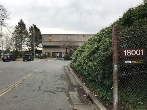 Shipping and Mailing Service «UPS Customer Center», reviews and photos, 18001 NE Union Hill Rd, Redmond, WA 98052, USA