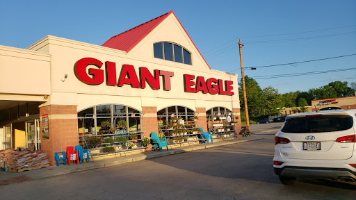 Supermarket «Giant Eagle Supermarket», reviews and photos, 755 S Broadway, Geneva, OH 44041, USA