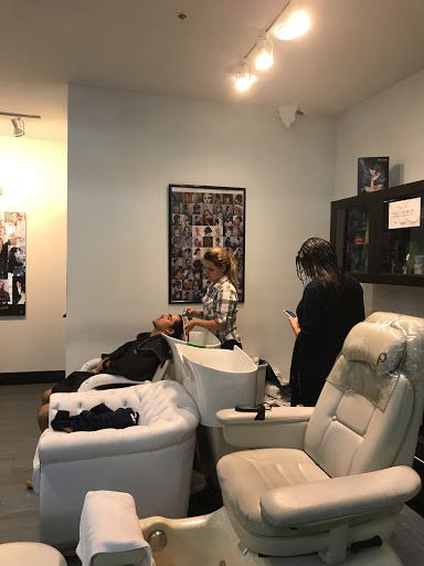 Beauty Salon «Hair Salon Armandeus Doral», reviews and photos, 8726 NW 26th St #7, Doral, FL 33172, USA