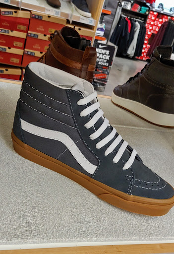 Shoe Store «WSS», reviews and photos, 460 San Fernando Mission Blvd, San Fernando, CA 91340, USA