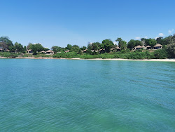 Foto von Der Strand von Naka Island mit sehr sauber Sauberkeitsgrad