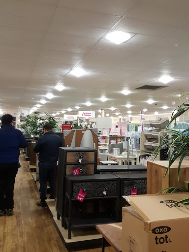 Department Store «T.J. Maxx & HomeGoods», reviews and photos, 715 E Dundee Rd, Palatine, IL 60074, USA