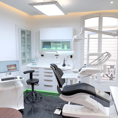 Dr Brice SAVARD - Dentisterie esthétique & Orthodontie à Paris