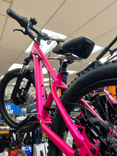 Bicycle Store «Middletown Cycling & Fitness», reviews and photos, 11519 Shelbyville Rd, Louisville, KY 40243, USA