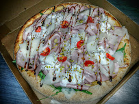 Pizza du Pizzas à emporter Divino-Pizzeria-Sassenage-champion de France de la pizza - n°4