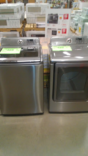 Home Improvement Store «The Home Depot», reviews and photos, 18700 Meyers Rd, Detroit, MI 48235, USA