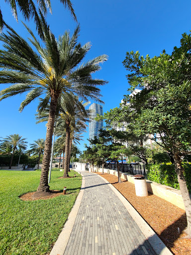 Park «Heritage Park», reviews and photos, 19200 Collins Ave, Sunny Isles Beach, FL 33160, USA
