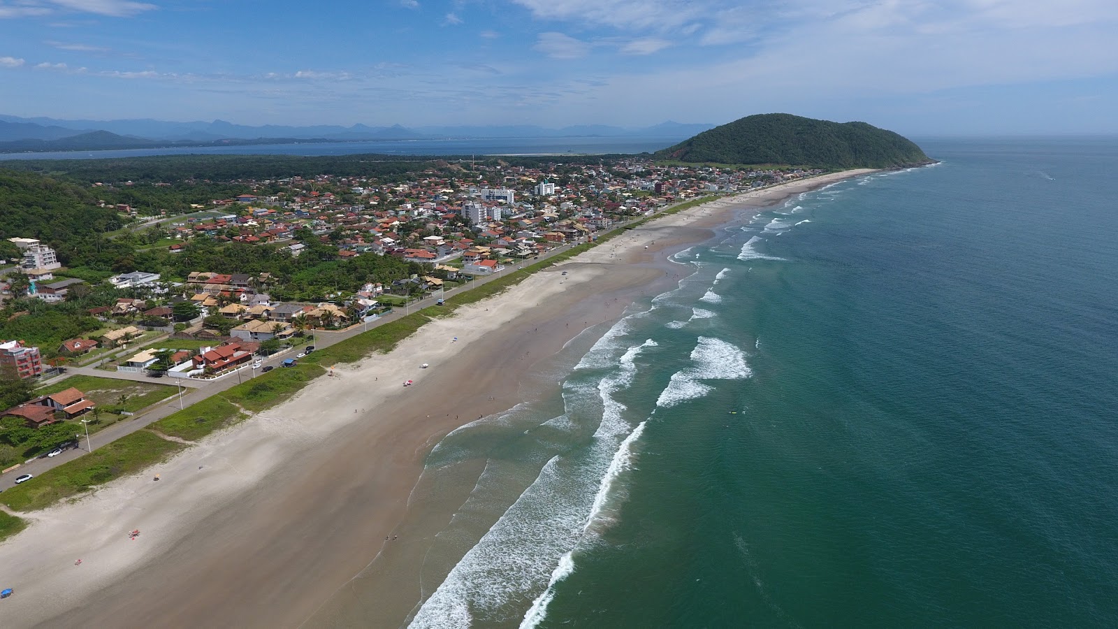 Itaguacu Beach photo #9
