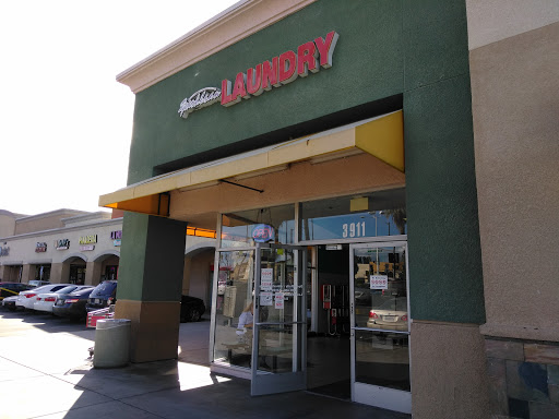 Laundromat «Sparklean Laundry Riverside», reviews and photos, 3911 Chicago Ave, Riverside, CA 92507, USA