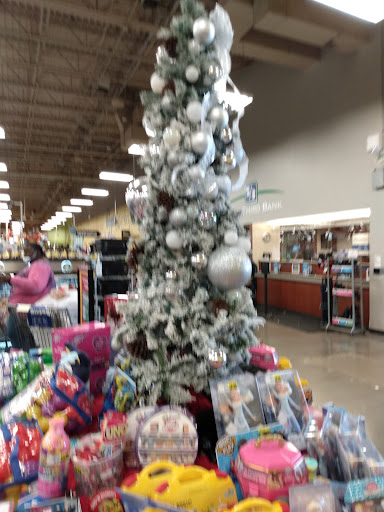 Grocery Store «Kroger Marketplace», reviews and photos, 199 Graceland Blvd, Columbus, OH 43214, USA