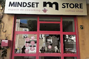 Mindset Store : restauration maison, espace de travail et de détente image