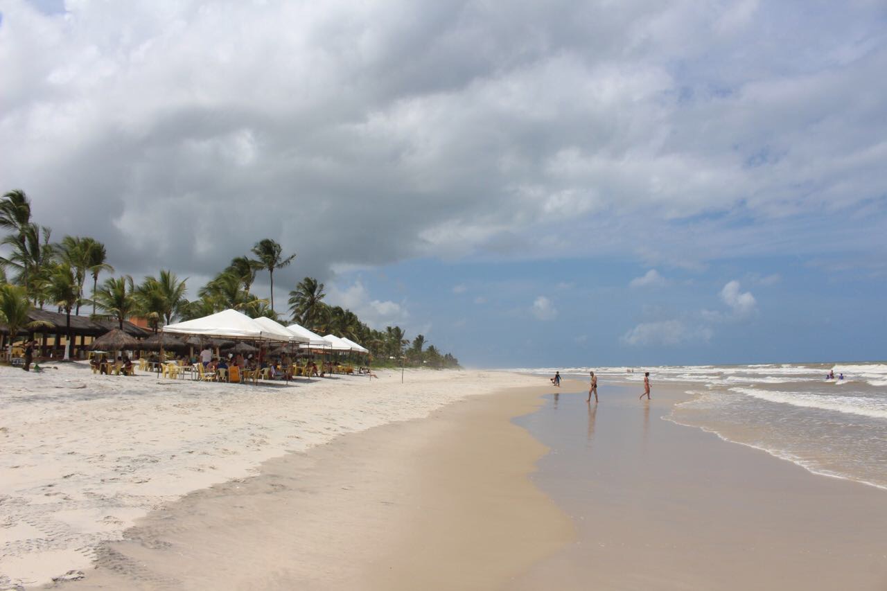 Fotografie cu Praia de Acuipe cu o suprafață de nisip fin strălucitor