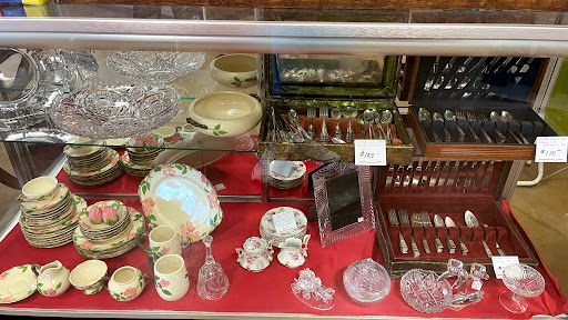 Thrift Store «Hope Family Thrift Store», reviews and photos, 1122 E 51st St, Austin, TX 78723, USA