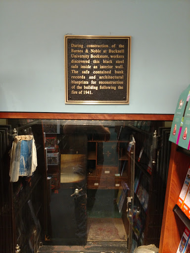 Book Store «Barnes & Noble at Bucknell University», reviews and photos, 400 Market St, Lewisburg, PA 17837, USA