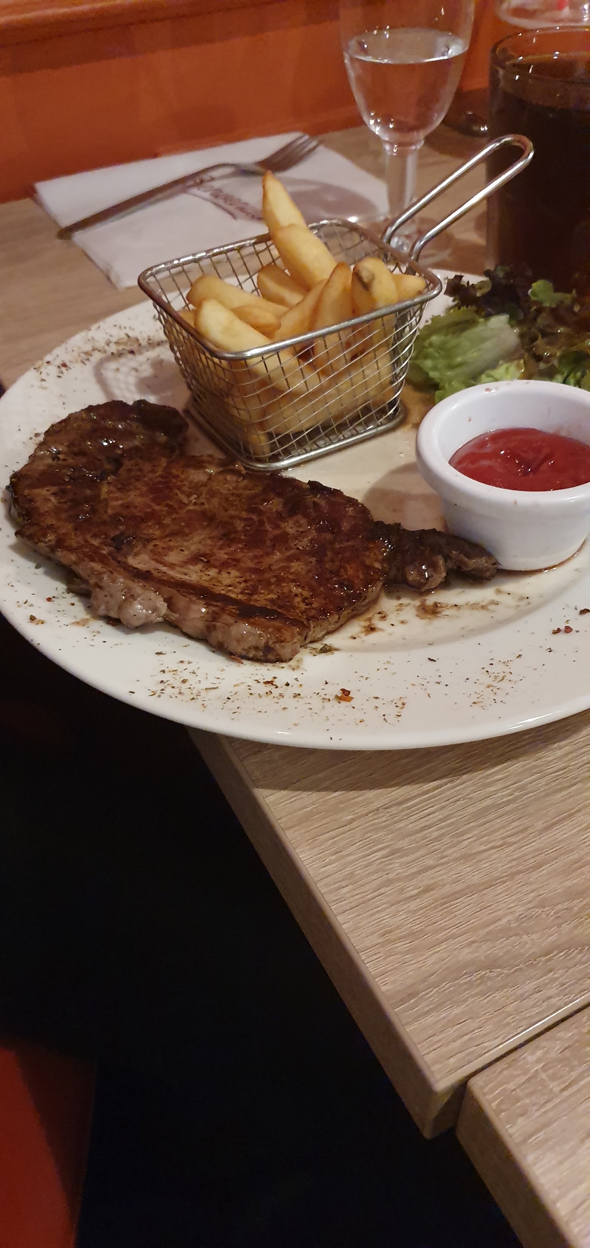 Photo n° 2 de l'avis de Louis.e fait le 25/01/2020 à 23:26