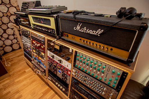 David Kano. Estudio Silencio