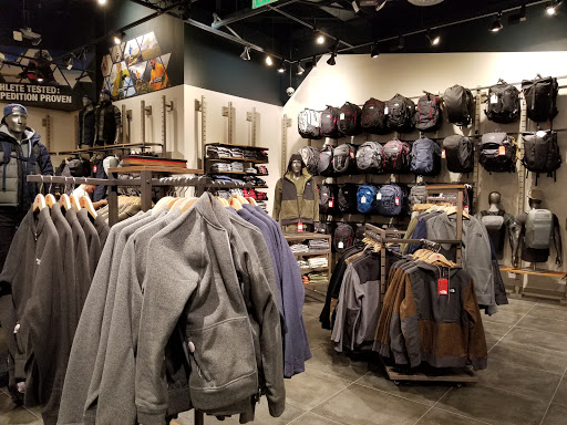 Clothing Store «The North Face», reviews and photos, 825 Dulaney Valley Rd Ste #2045, Towson, MD 21204, USA