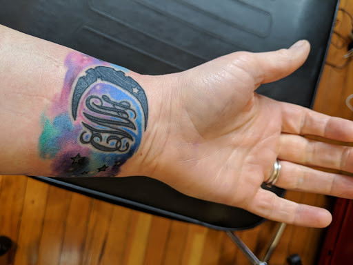 Tattoo Shop «Black & Blue Tattoo», reviews and photos, 381 Guerrero St, San Francisco, CA 94103, USA