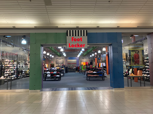 Foot Locker, 344 Stroud Mall #120, Stroudsburg, PA 18360, USA, 