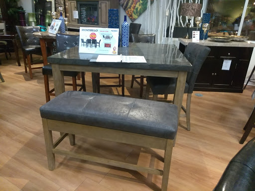 Shopping Mall «Crossroads Shopping Center», reviews and photos, 229 Hartford Ave, Bellingham, MA 02019, USA