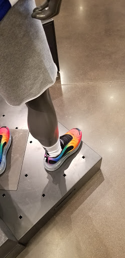 Sporting Goods Store «Nike Factory Store», reviews and photos, 3202 Livermore Outlets Dr, Livermore, CA 94551, USA