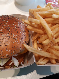 Cheeseburger du Restauration rapide McDonald's à Nanterre - n°4